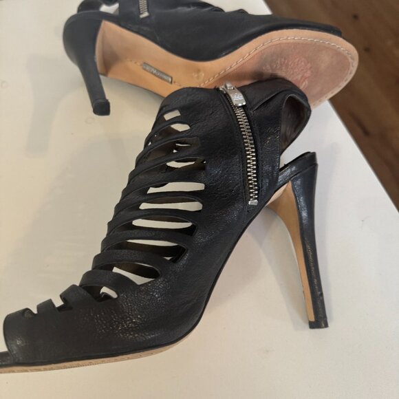Vince Camuto Open Toe Heeled Gladiator Buckle/Zipper Ankle booties Sz 9 - Picture 1 of 8